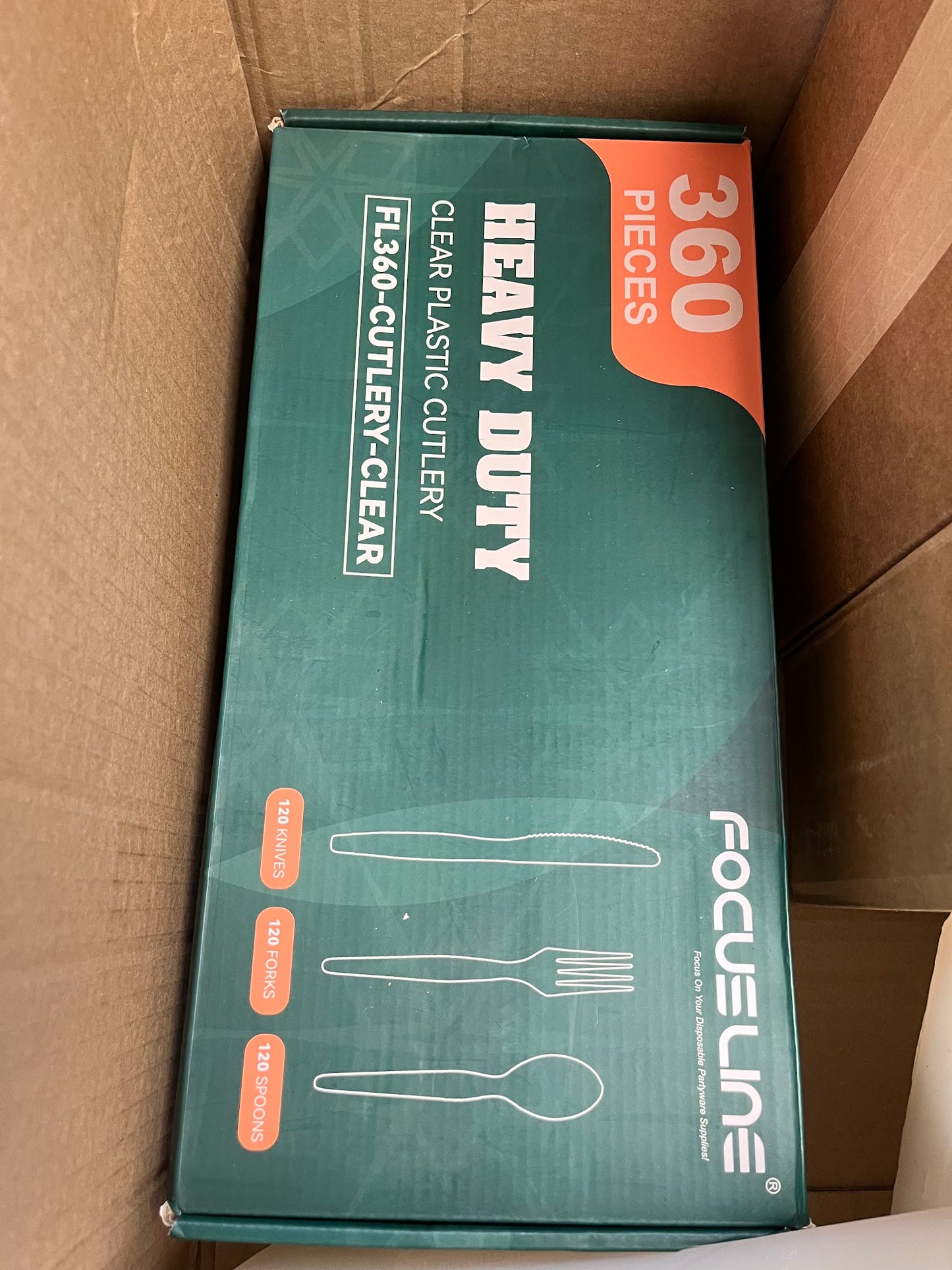 Box of Assorted Plastic Ware